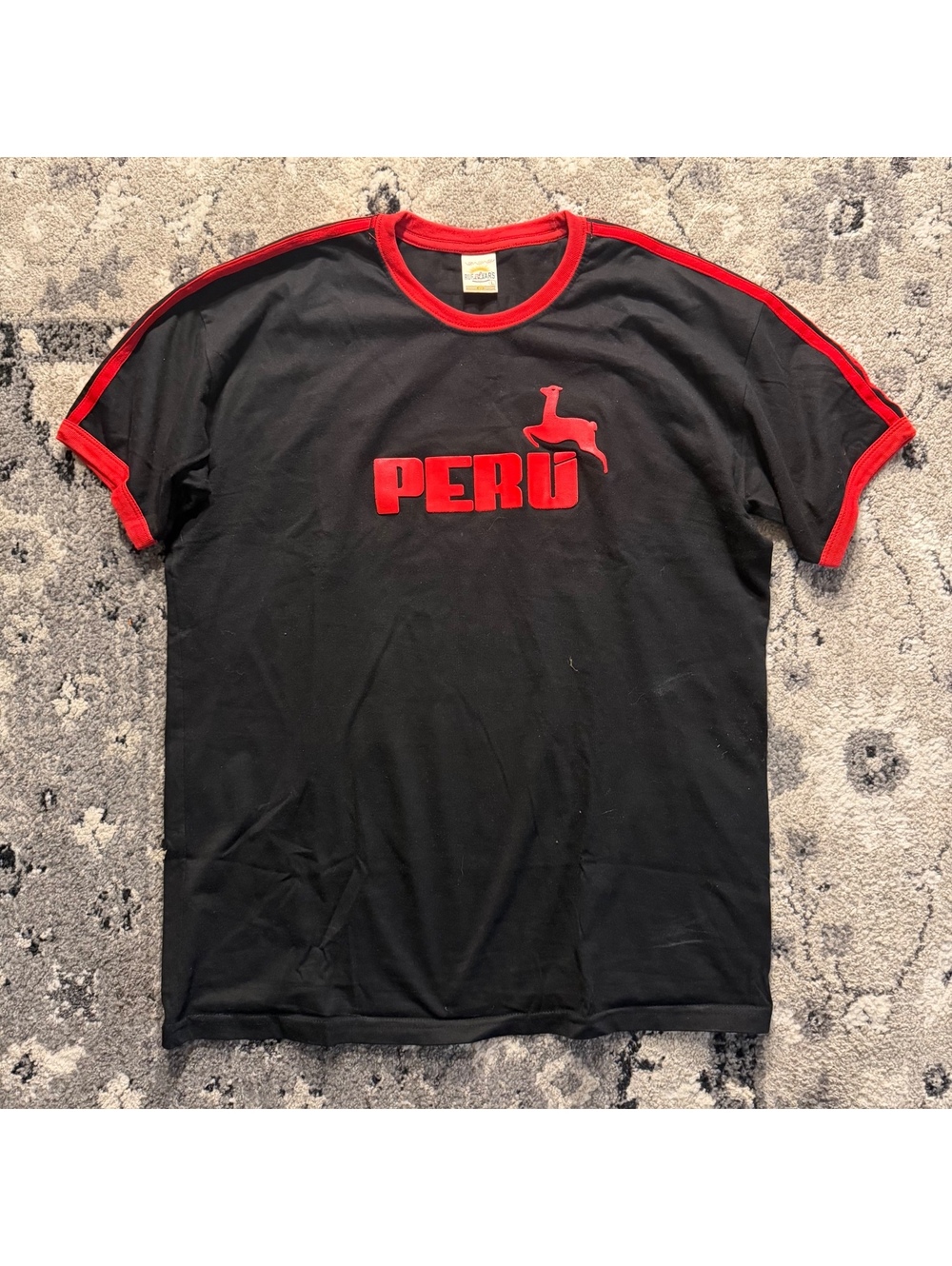 Black and Red Peru T-Shirt with Llama Graphic, Cotton Blend,